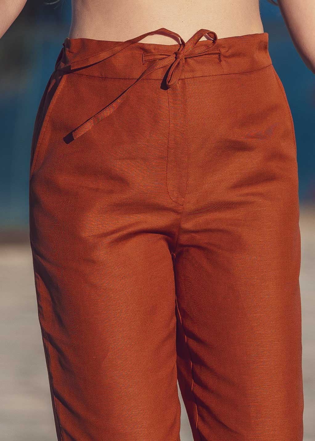 Літні брюки з конопляної тканини