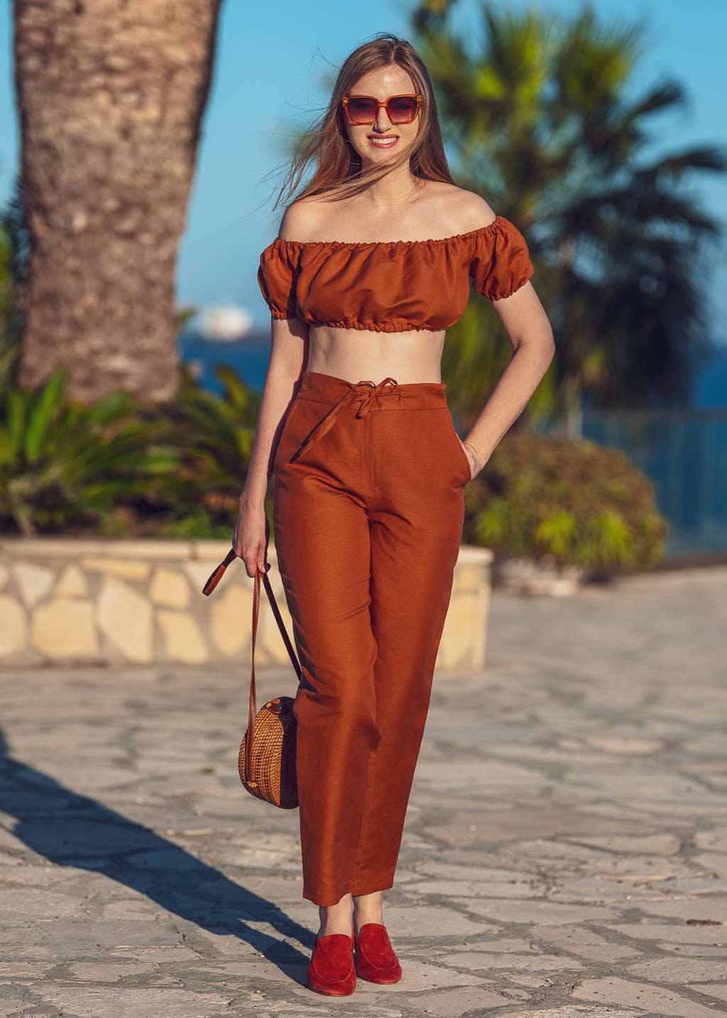 Літній топ з конопляної тканини