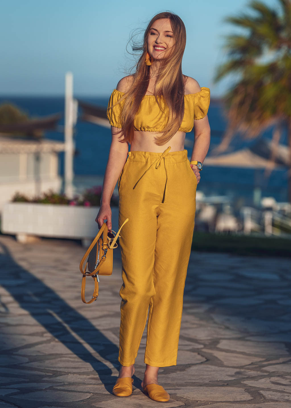 Літній топ з конопляної тканини