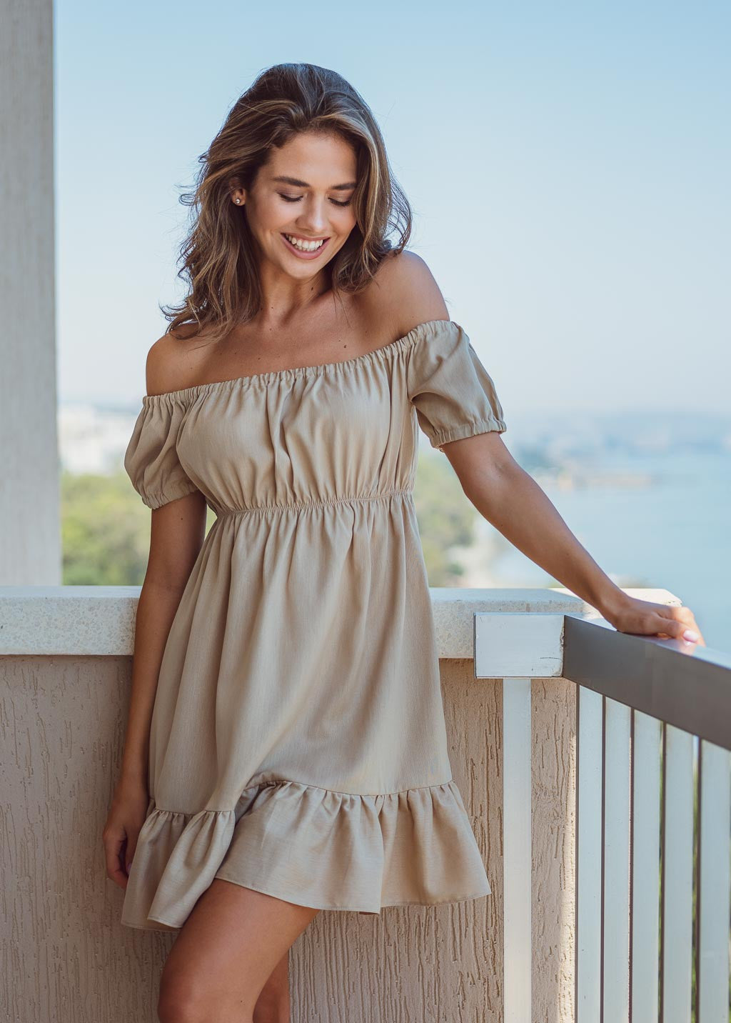 Лляна коротка сукня