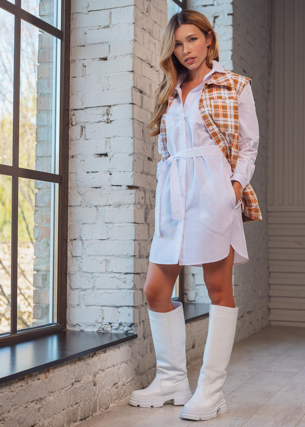 Теплий жилет з кишенями