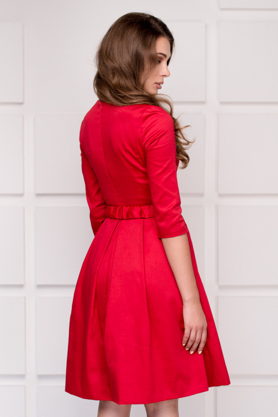 Бавовняна сукня з пишною спідницею