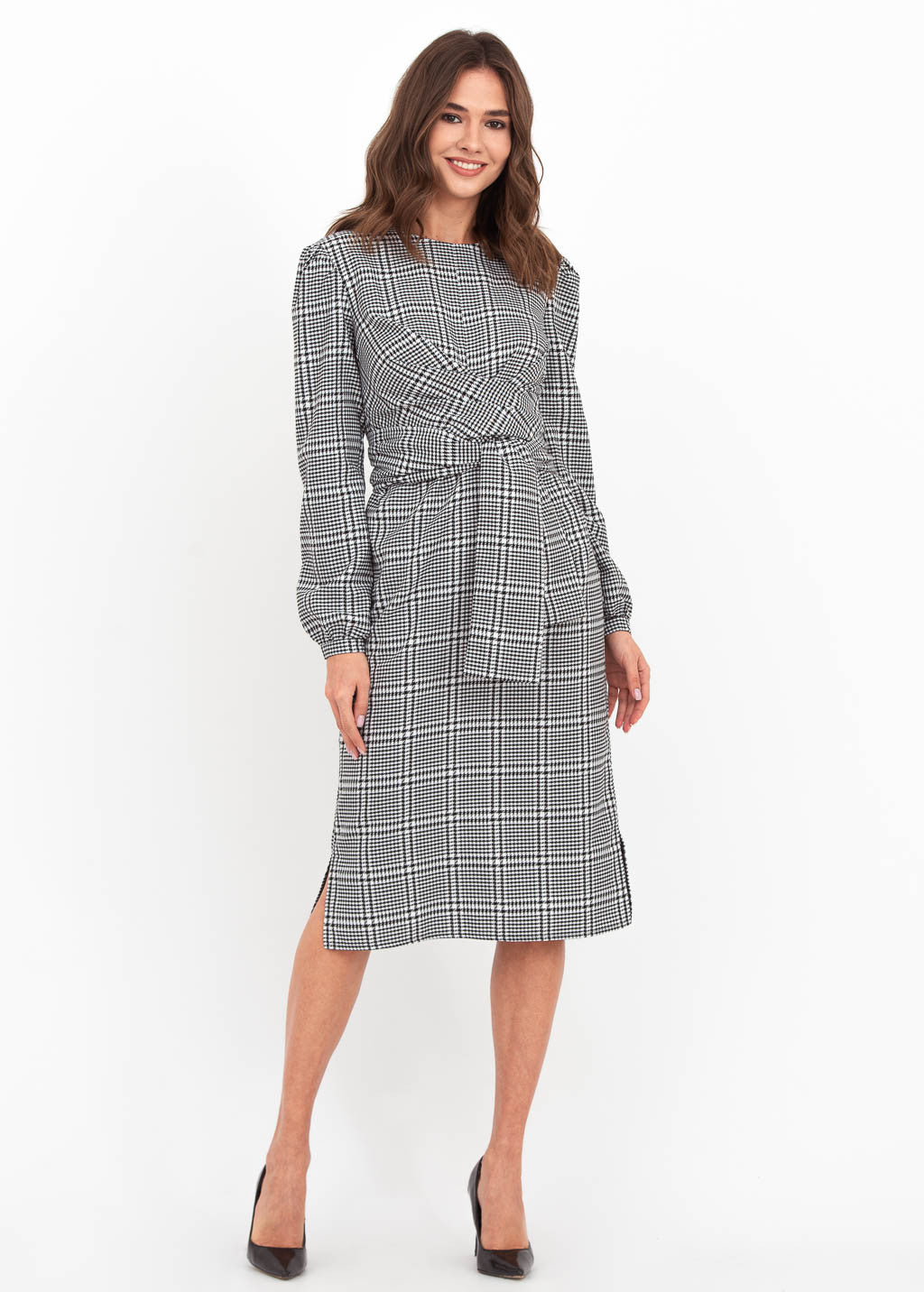 Оригінальна сукня з поясом