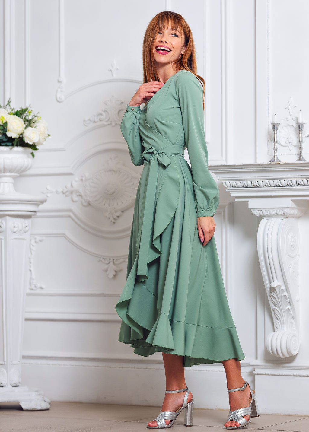 Святкова сукня на запах