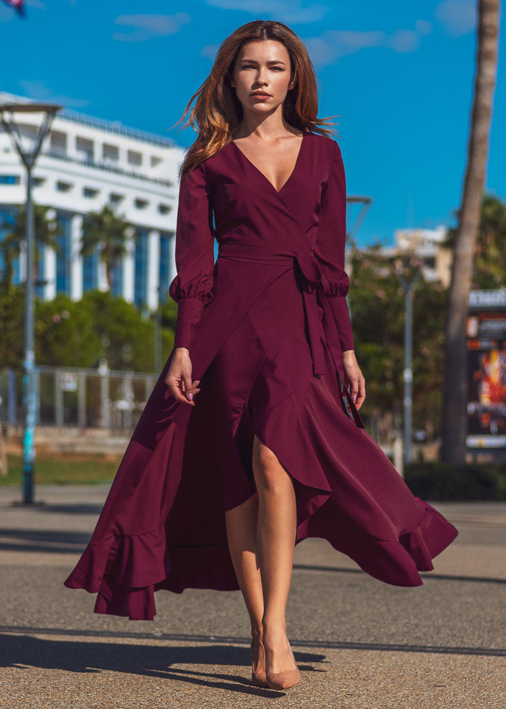 Довга святкова сукня