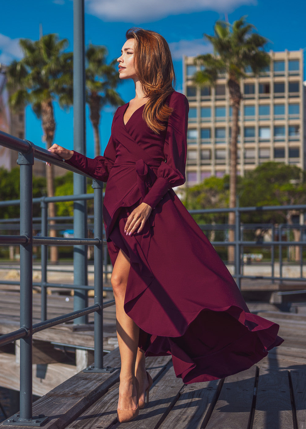 Довга святкова сукня