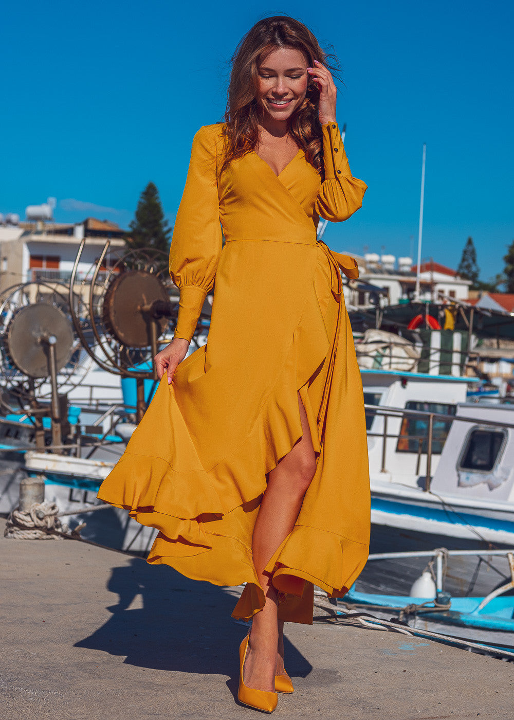 Довга святкова сукня