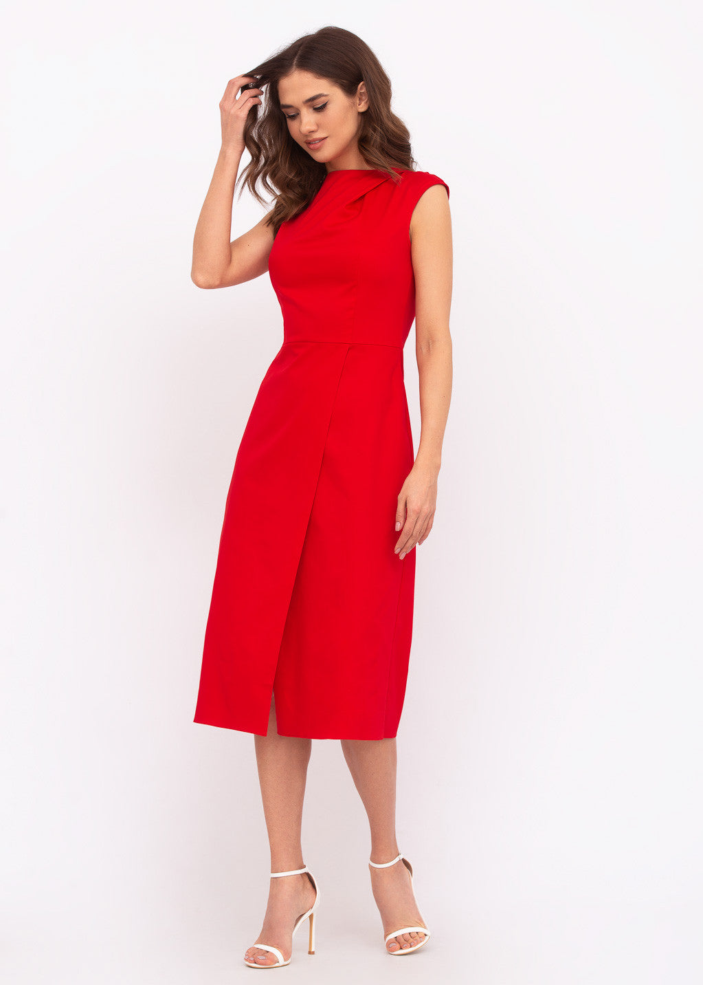 Бавовняна сукня з розрізом