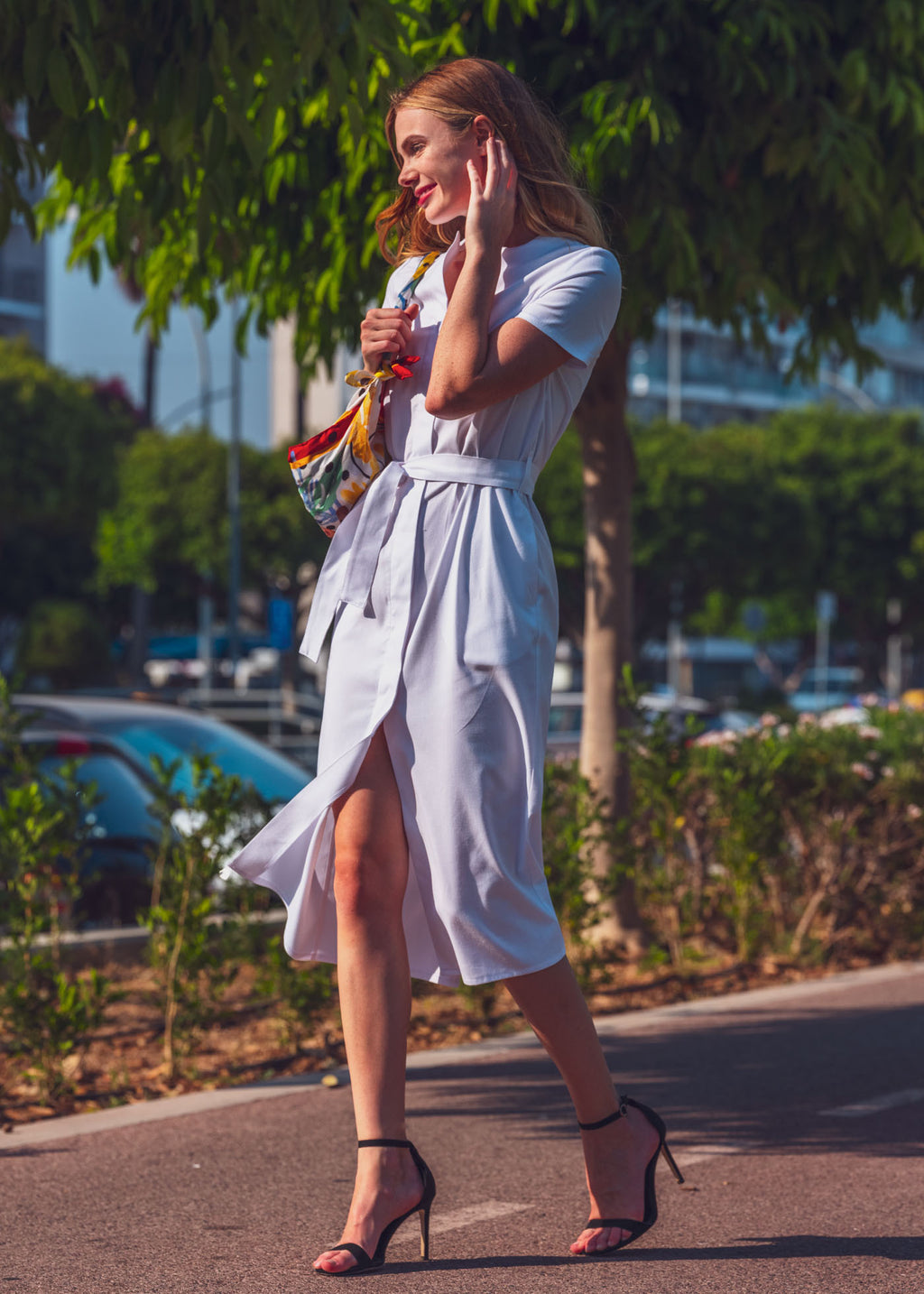 Бавовняна сукня з розрізом