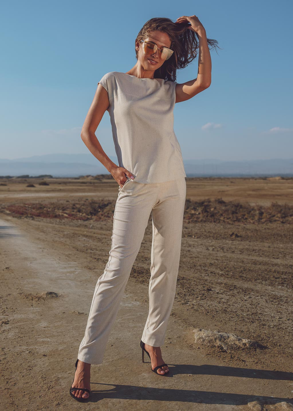 Лляний літній костюм