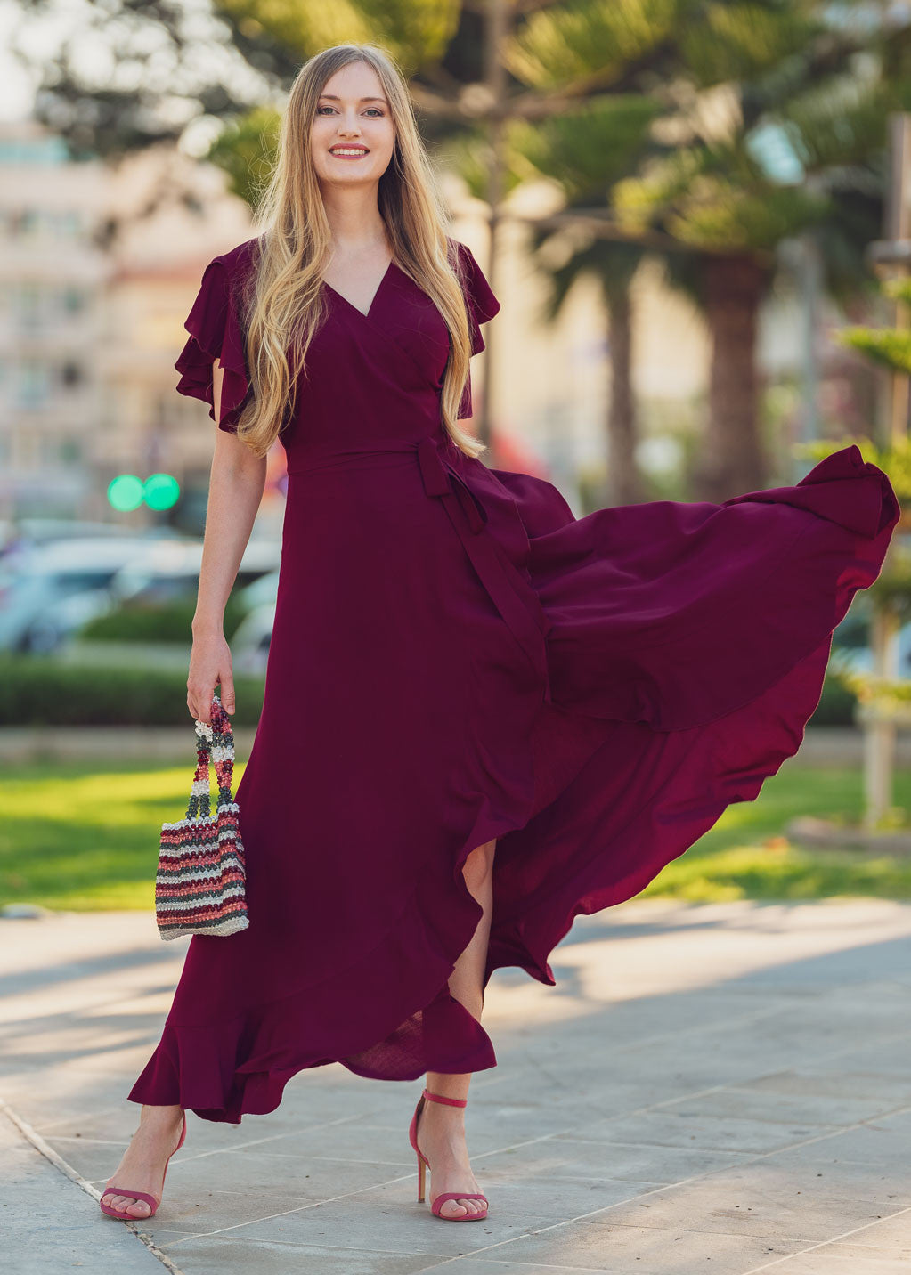 Романтична довга сукня