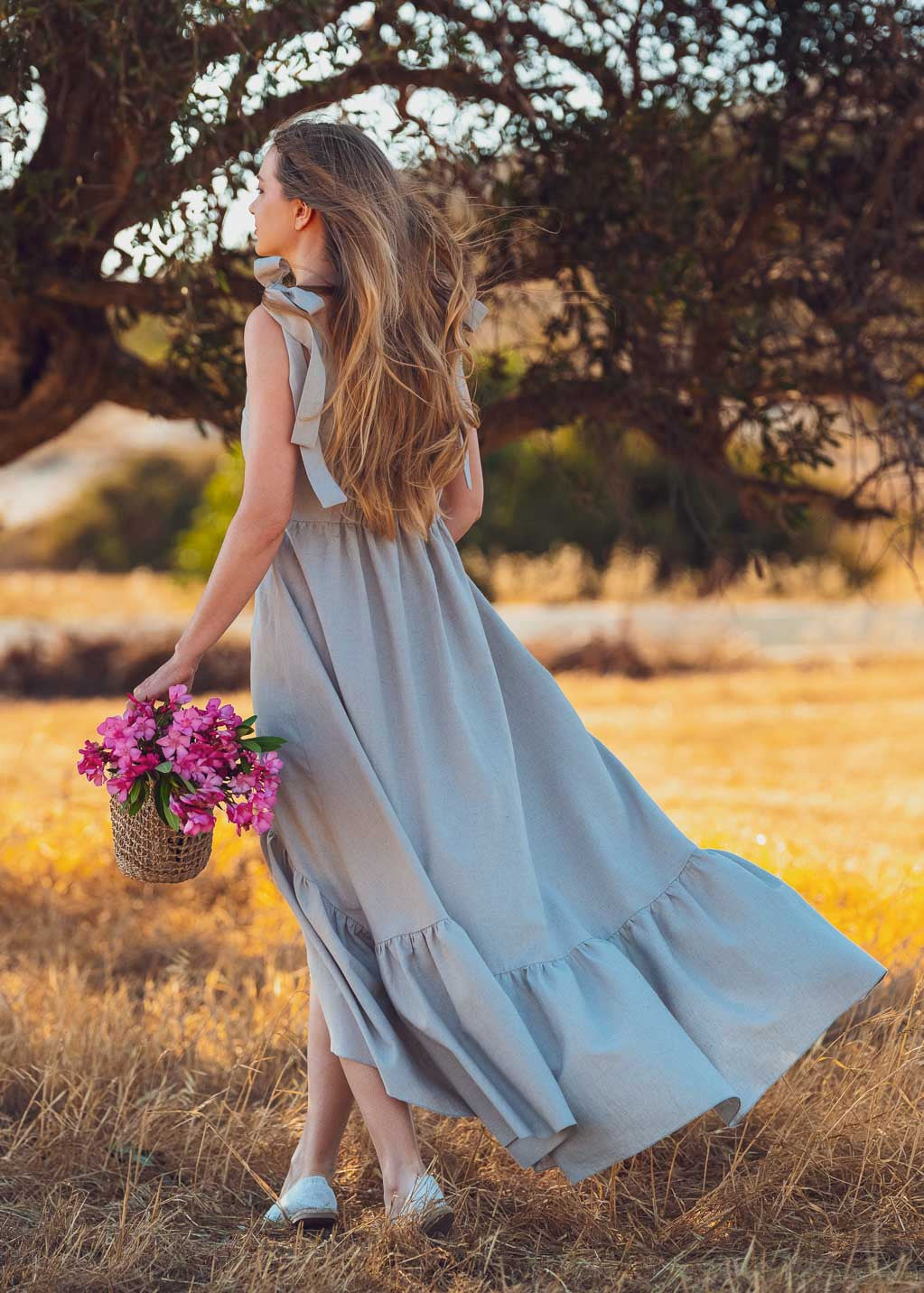 Лляна літня сукня
