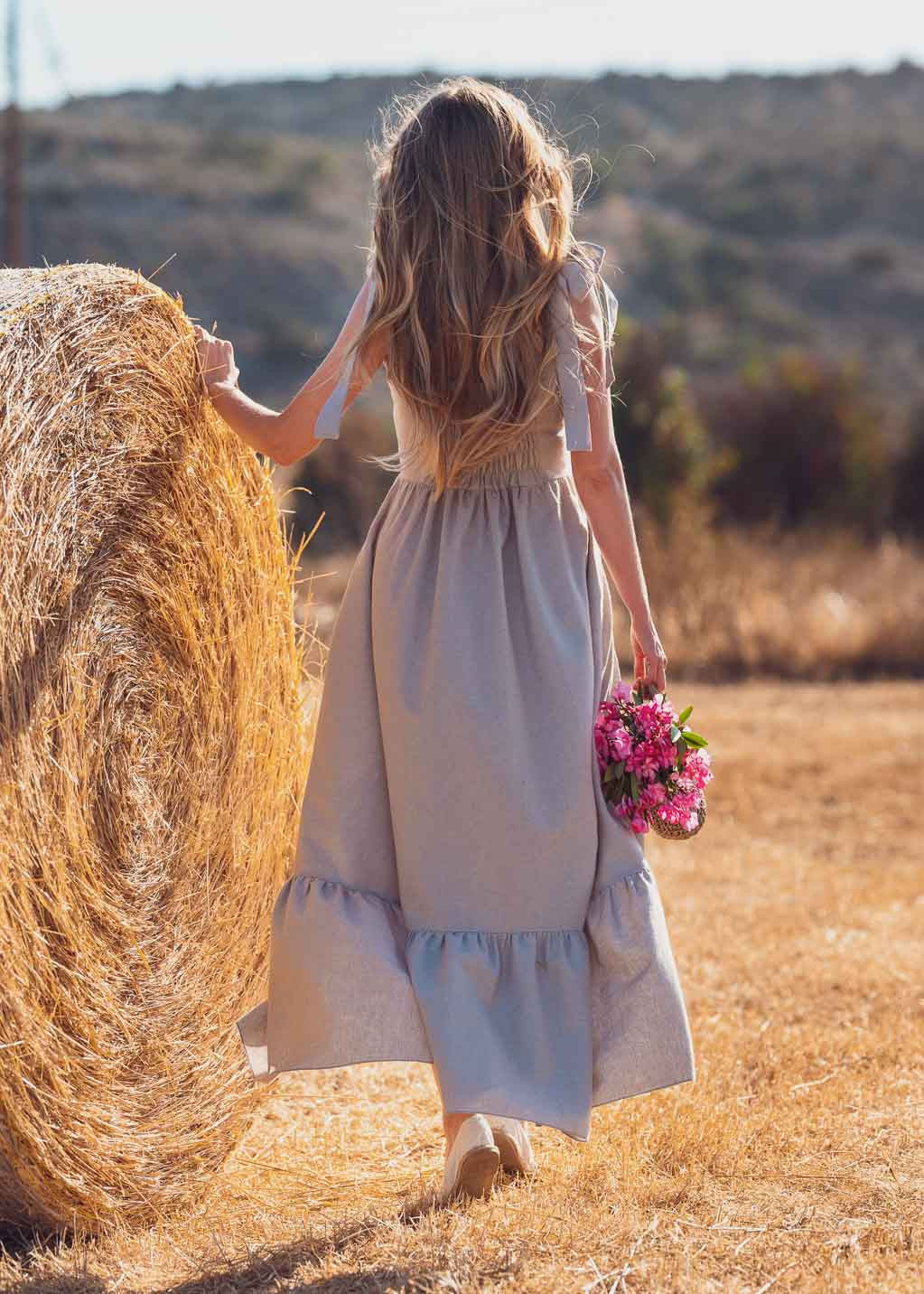 Лляна літня сукня