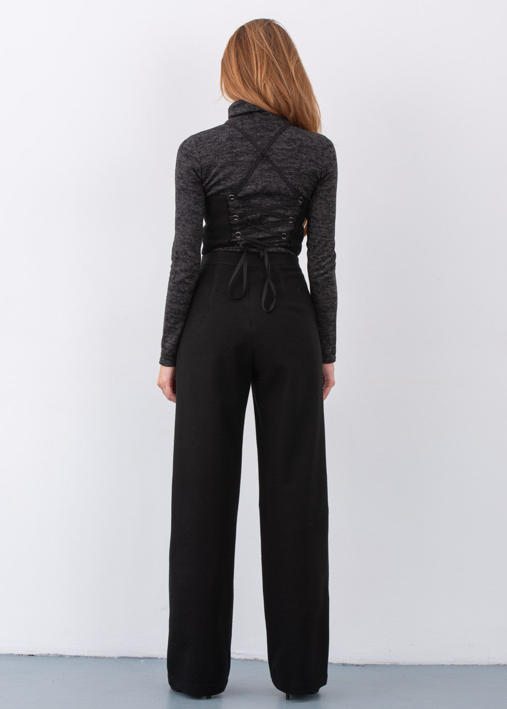 Теплий костюм з корсета та брюк