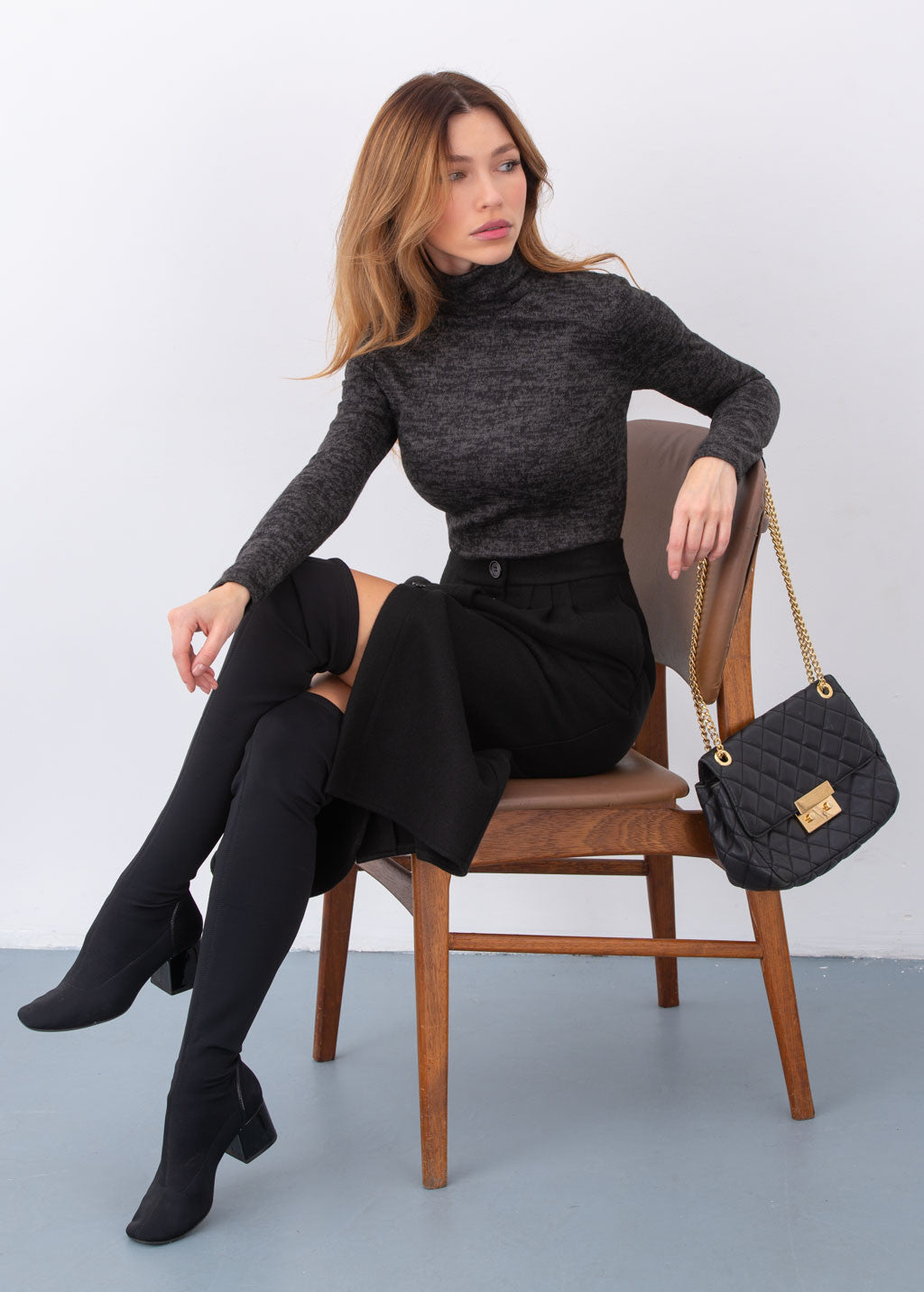 Тепла спідниця з кишенями