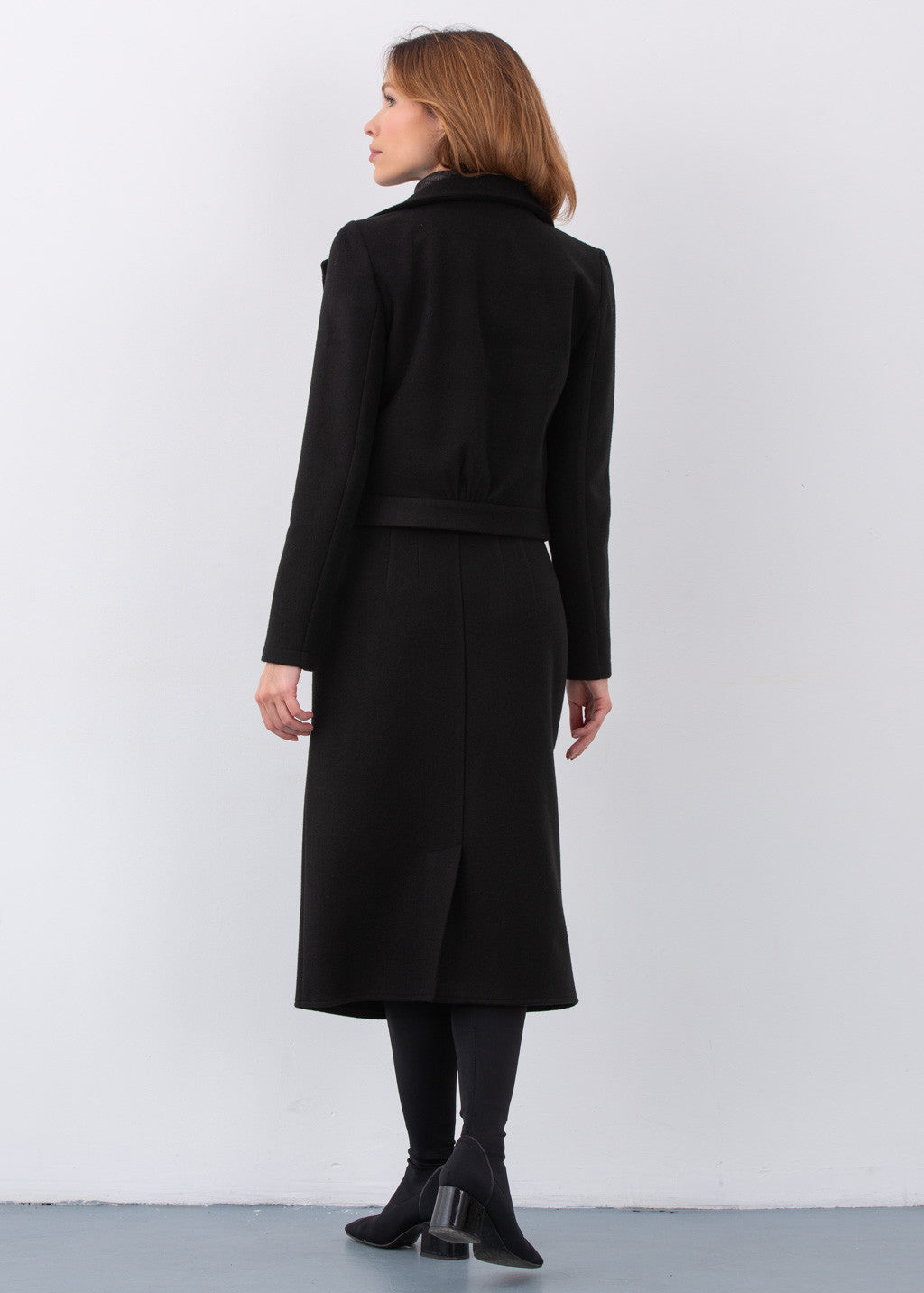 Теплий костюм з жакету та спідниці