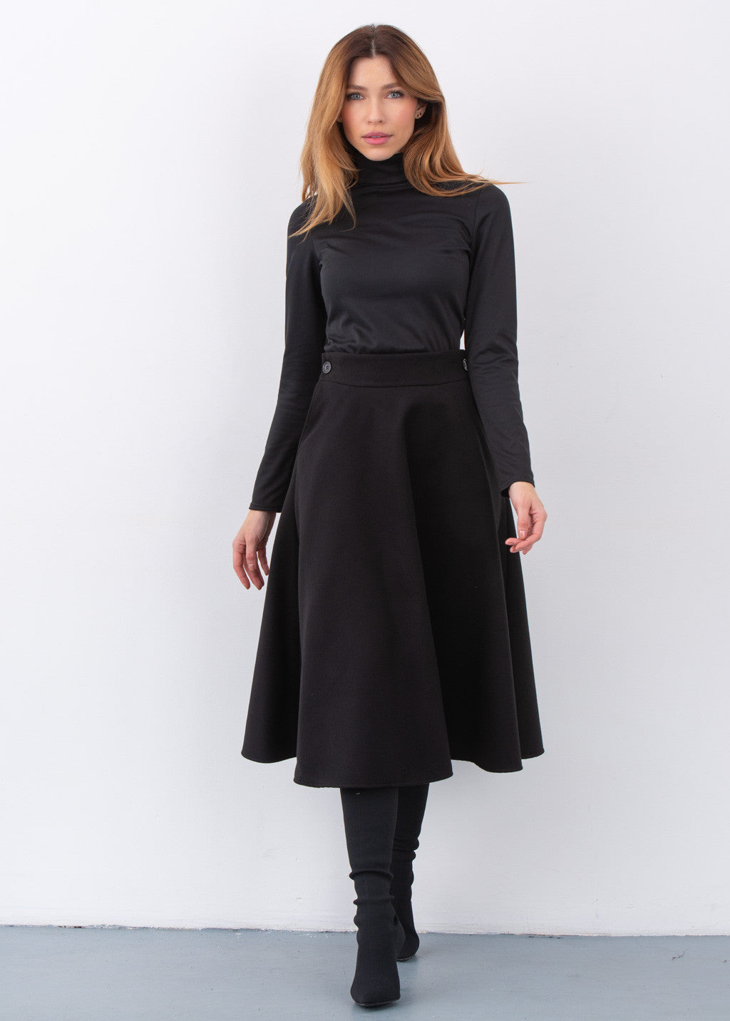 Тепла широка спідниця з кишенями