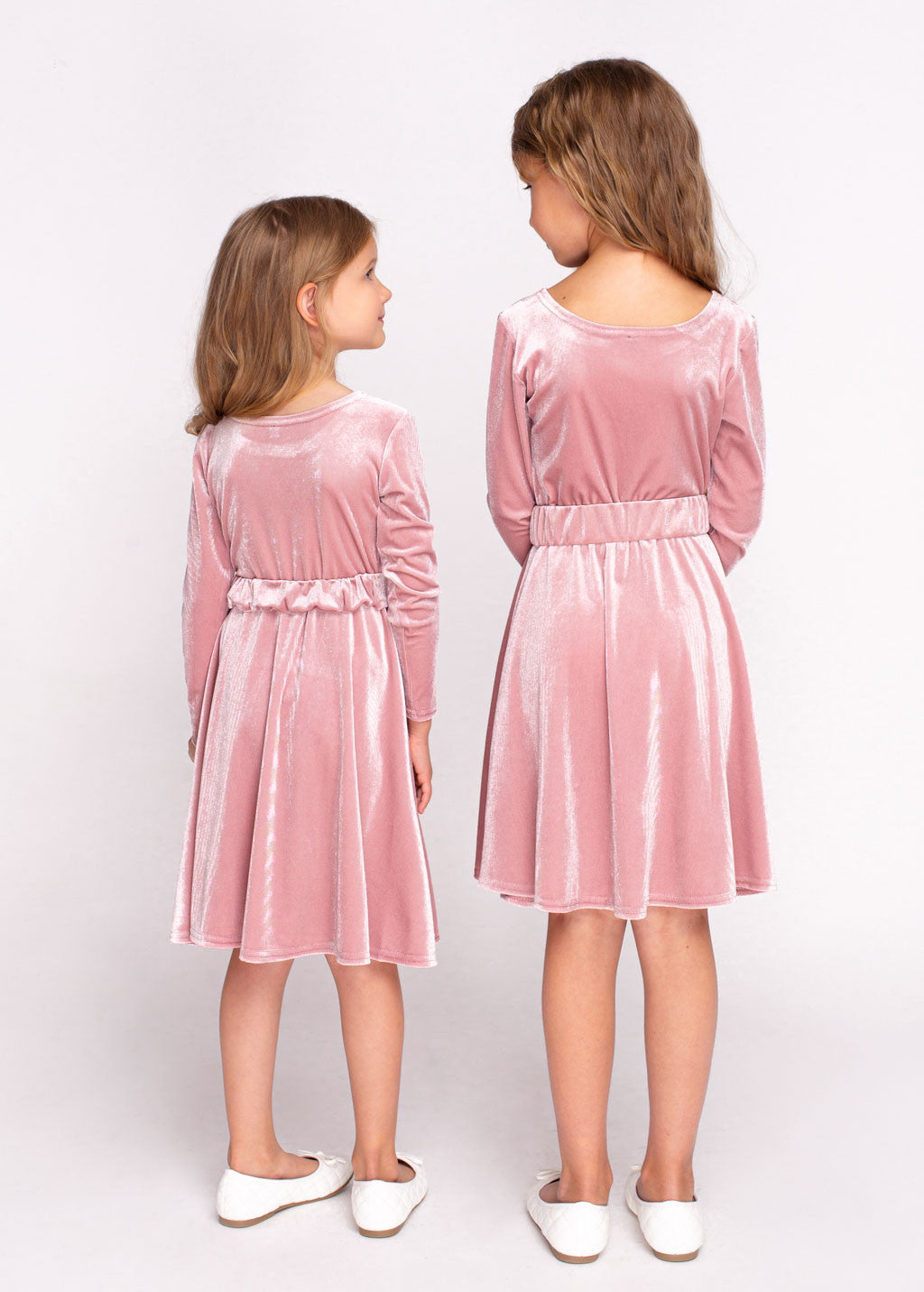 Оксамитова сукня для дівчинки
