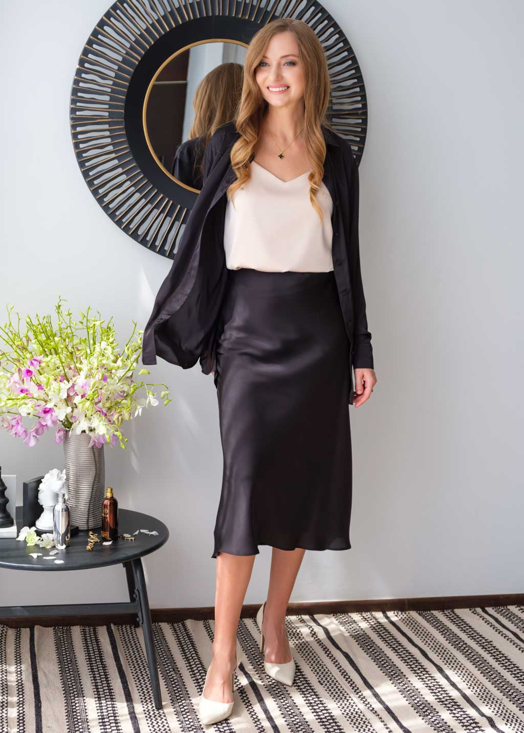 Довга шовкова сорочка