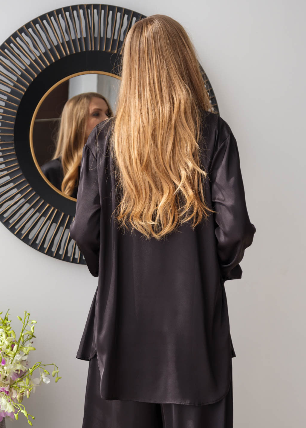 Довга шовкова сорочка