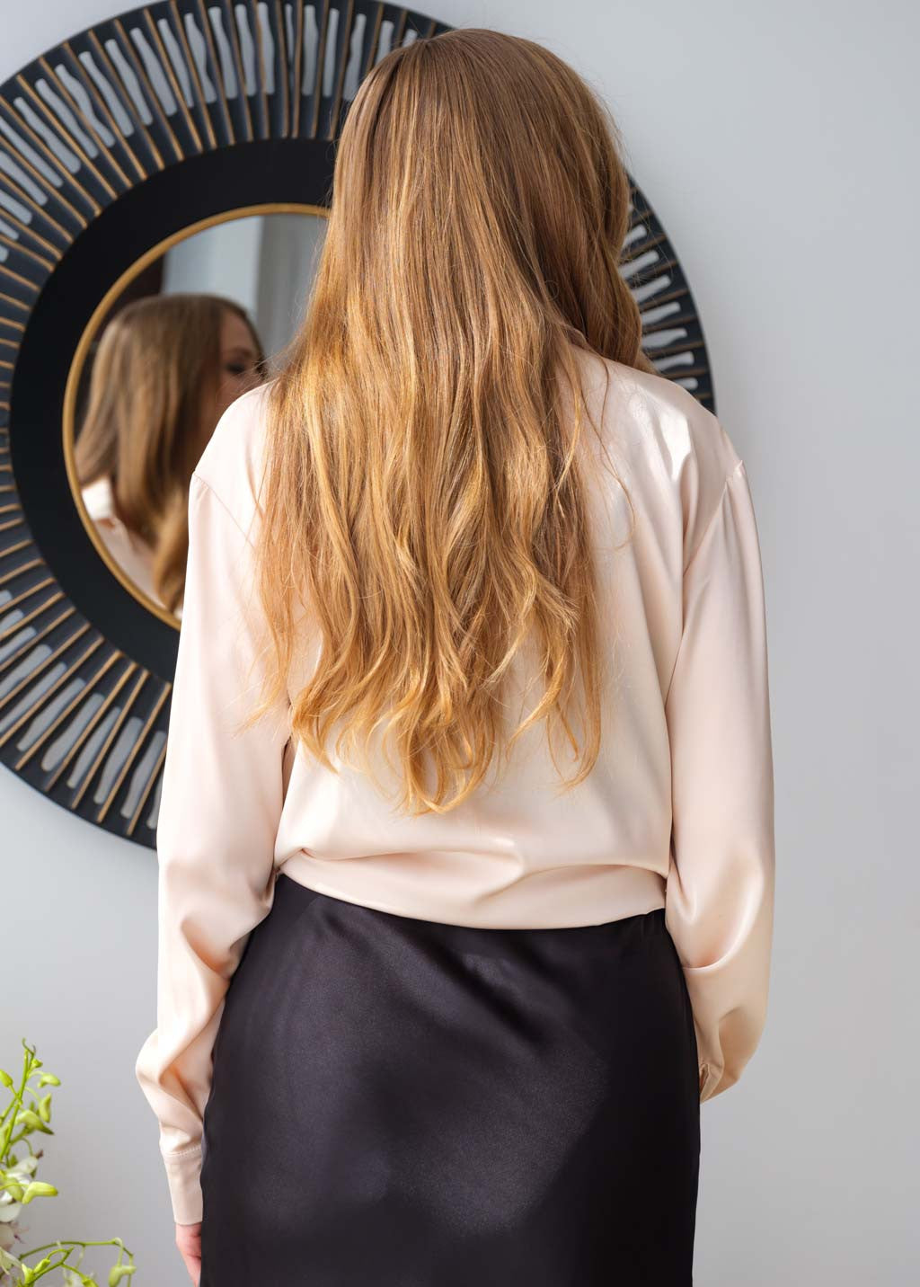 Довга шовкова блуза