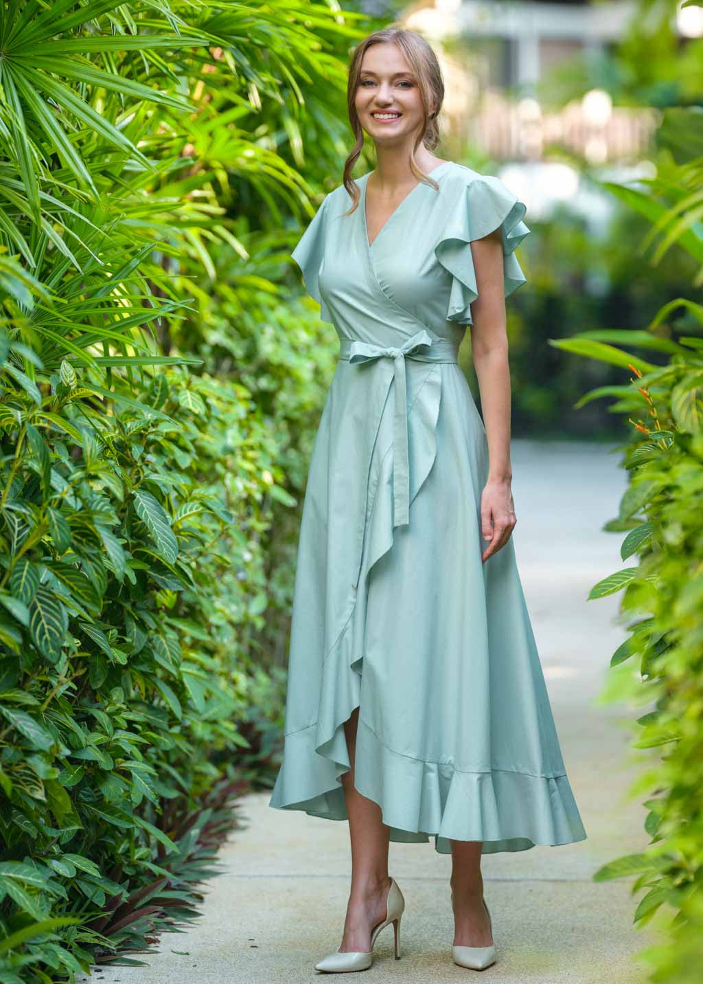 Романтична довга сукня