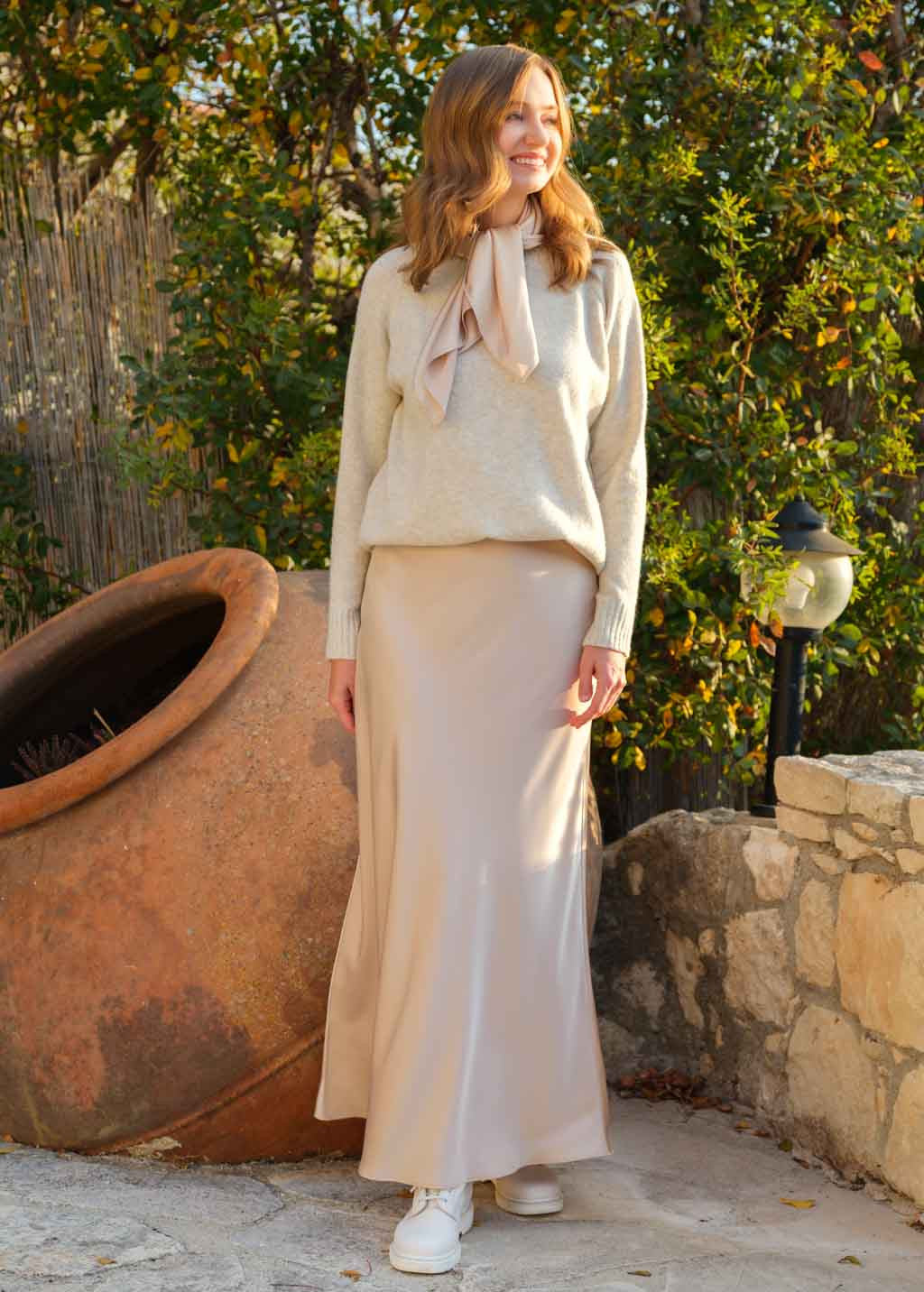 Шовкова спідниця