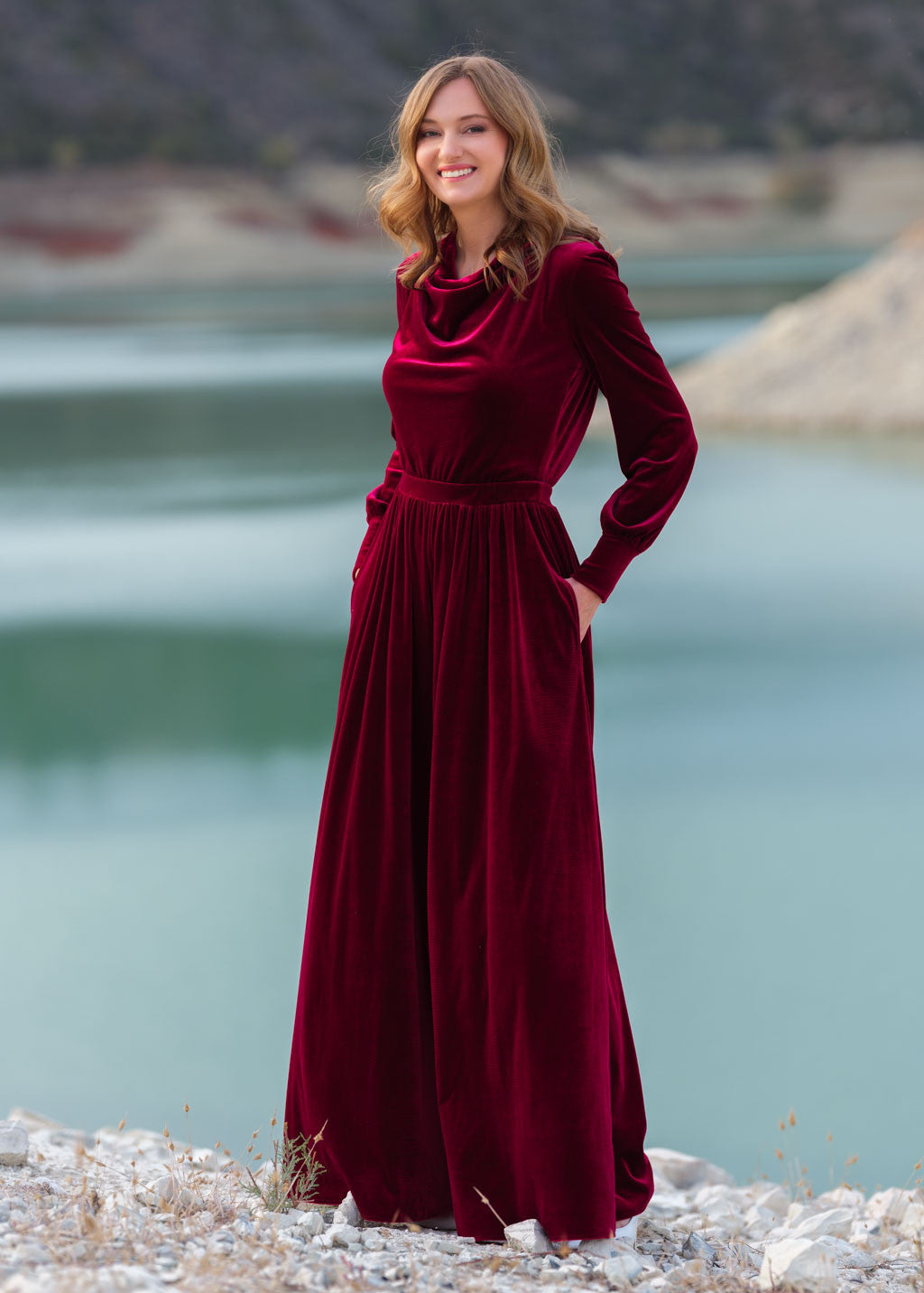 Вишуканий оксамитовий комбінезон з кишенями