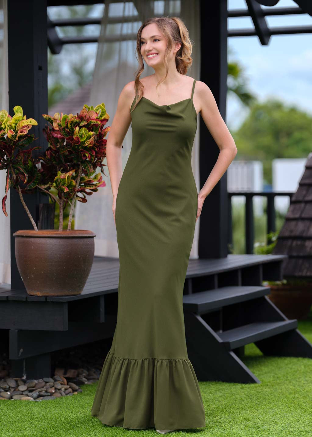 Шифонова сукня на тонких бретельках