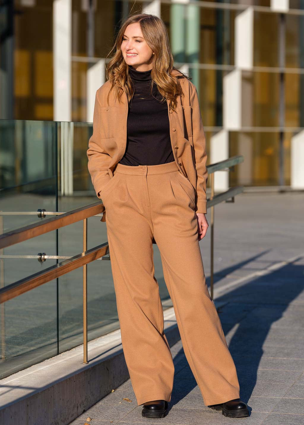 Теплий костюм з сорочки та брюк