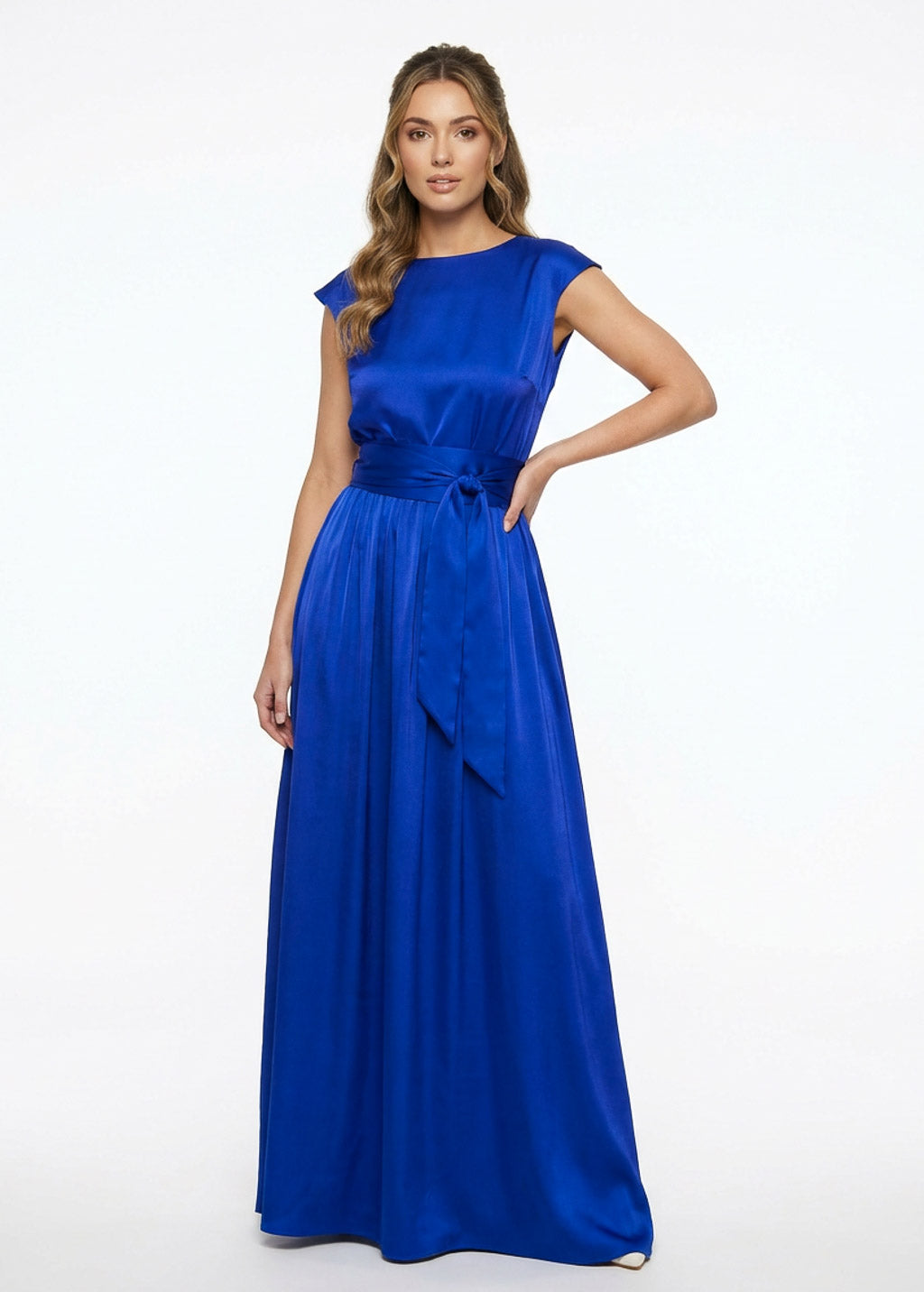 Шовкова довга сукня з поясом