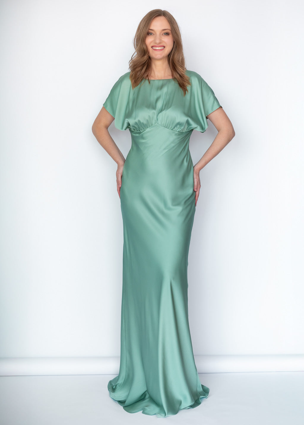 Шовкова святкова сукня в кольорі Sage Green