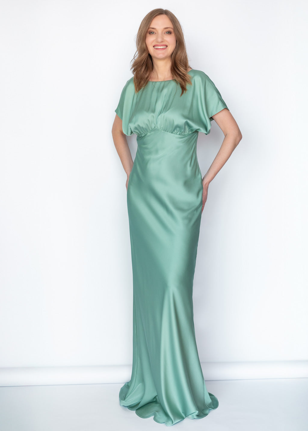 Шовкова святкова сукня в кольорі Sage Green