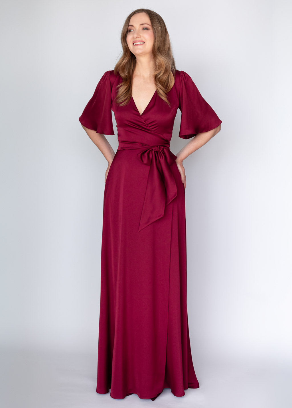 Святкова довга шовкова сукня в кольорі Burgundy