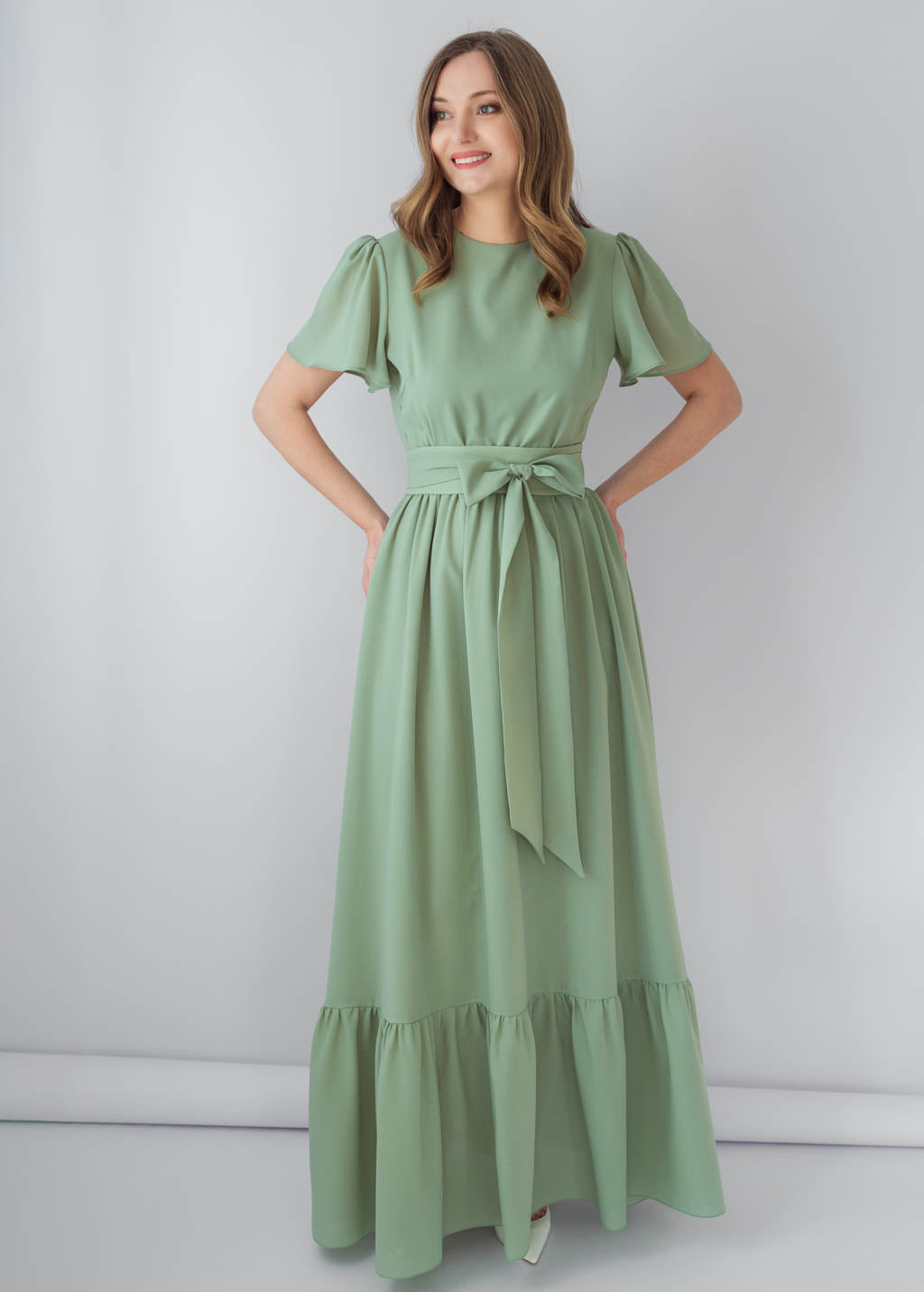 Шифонова сукня з поясом в кольорі Sage Green