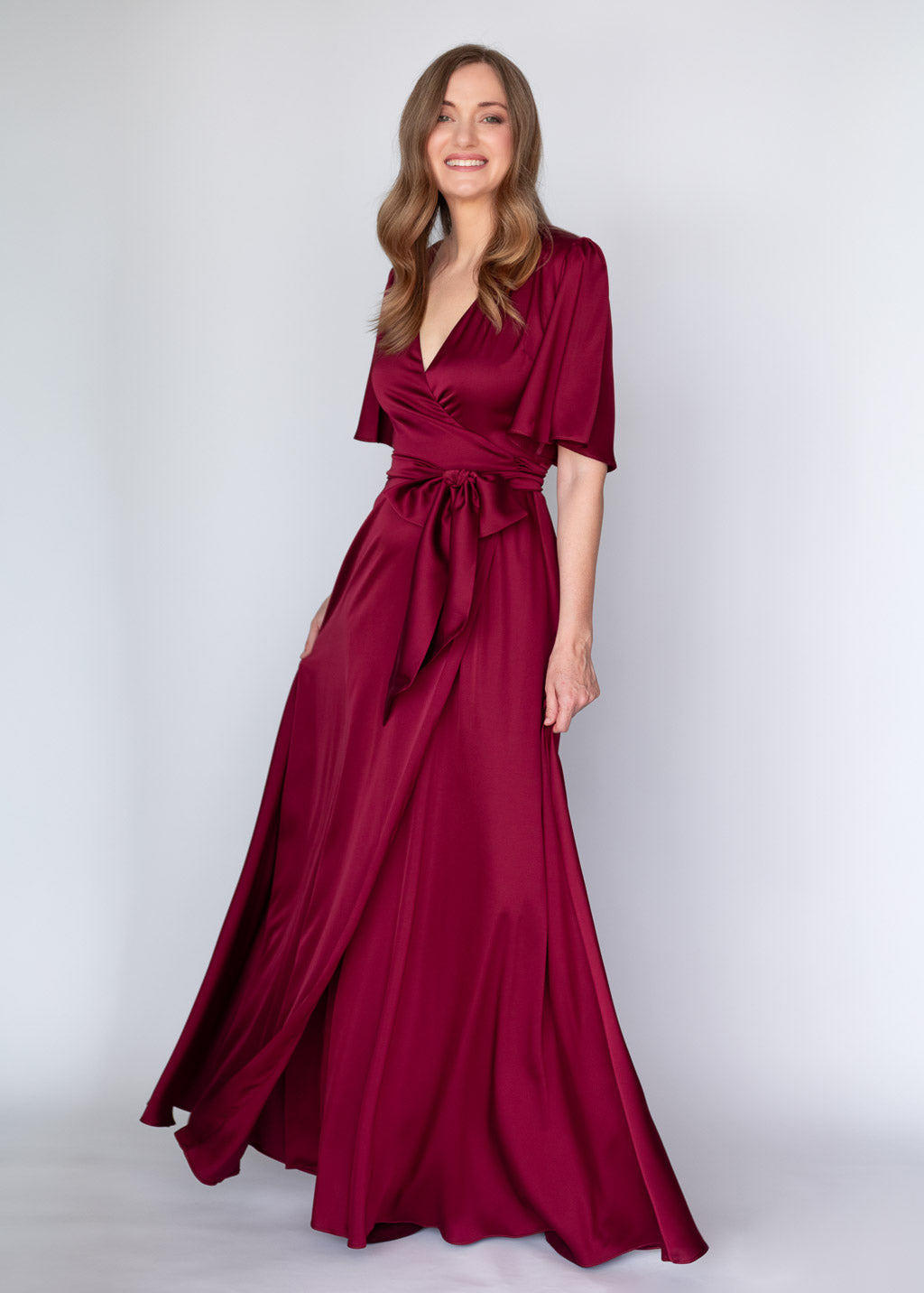 Святкова довга шовкова сукня в кольорі Burgundy