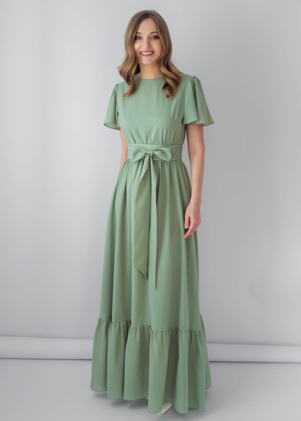 Шифонова сукня з поясом в кольорі Sage Green