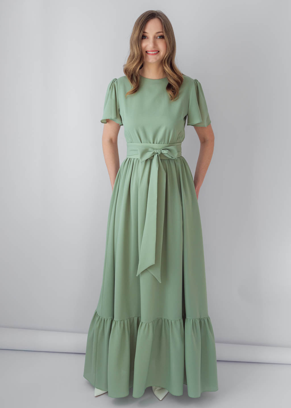 Шифонова сукня з поясом в кольорі Sage Green