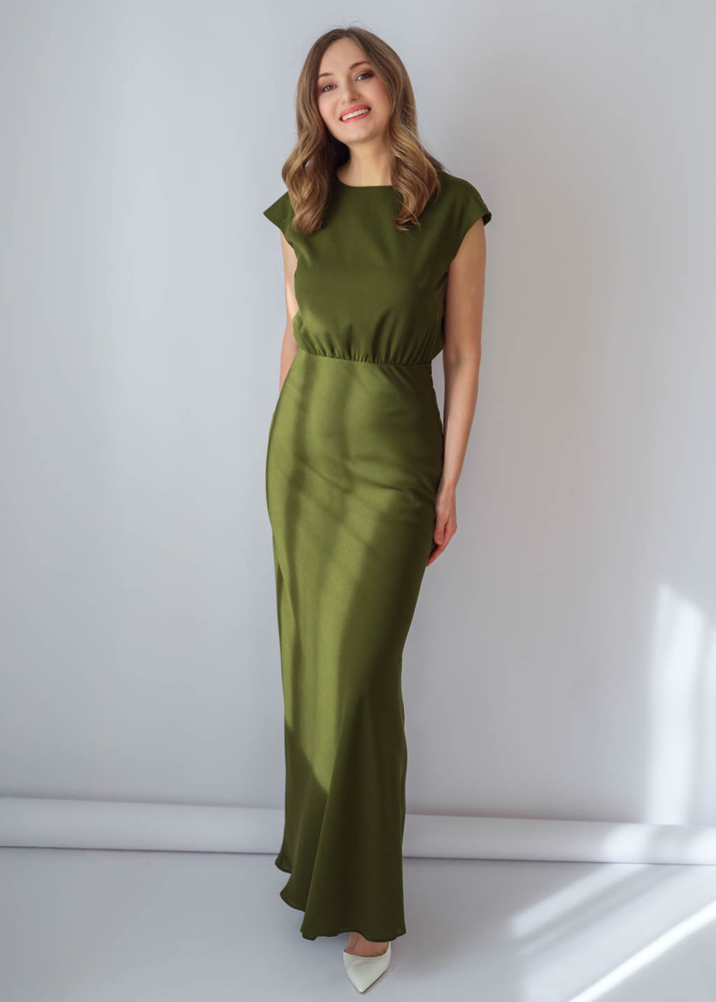 Шифонова довга сукня в кольорі Olive Green