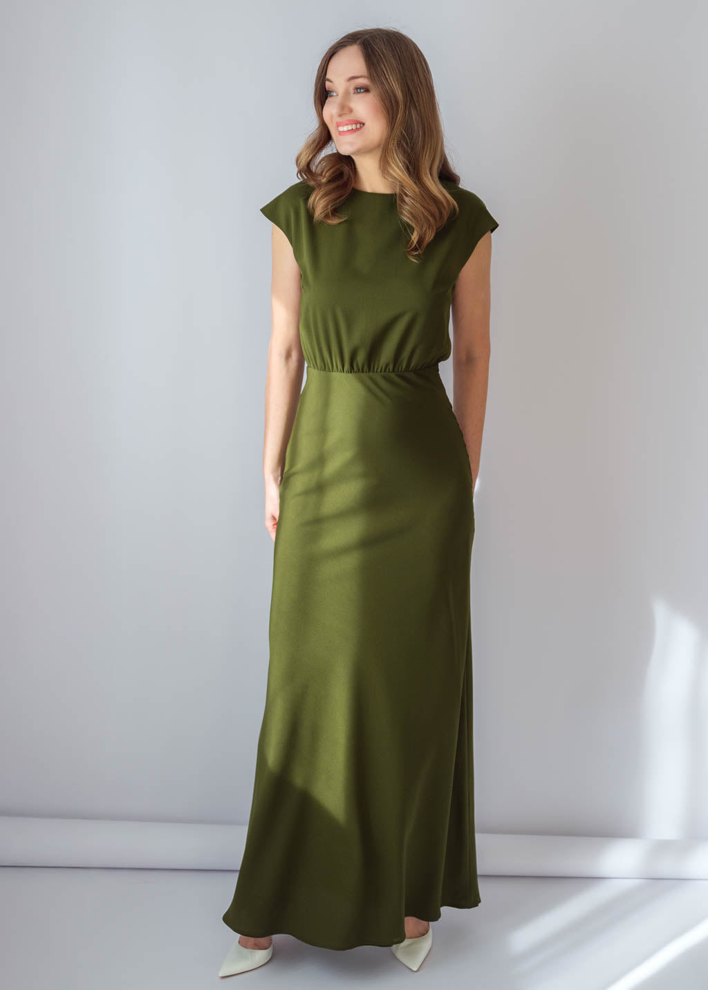 Шифонова довга сукня в кольорі Olive Green