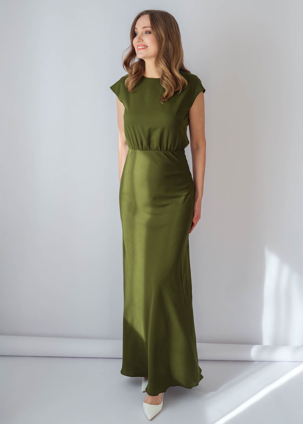 Шифонова довга сукня в кольорі Olive Green