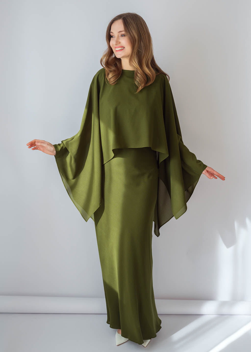 Романтична шифонова накидка в кольорі Olive Green