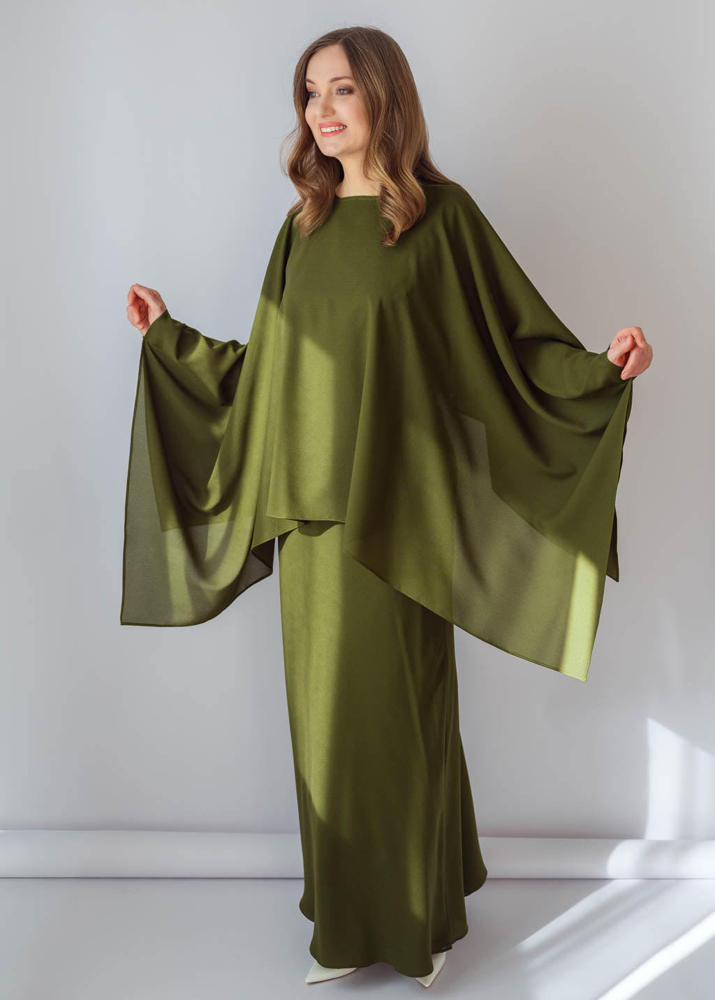 Романтична шифонова накидка в кольорі Olive Green