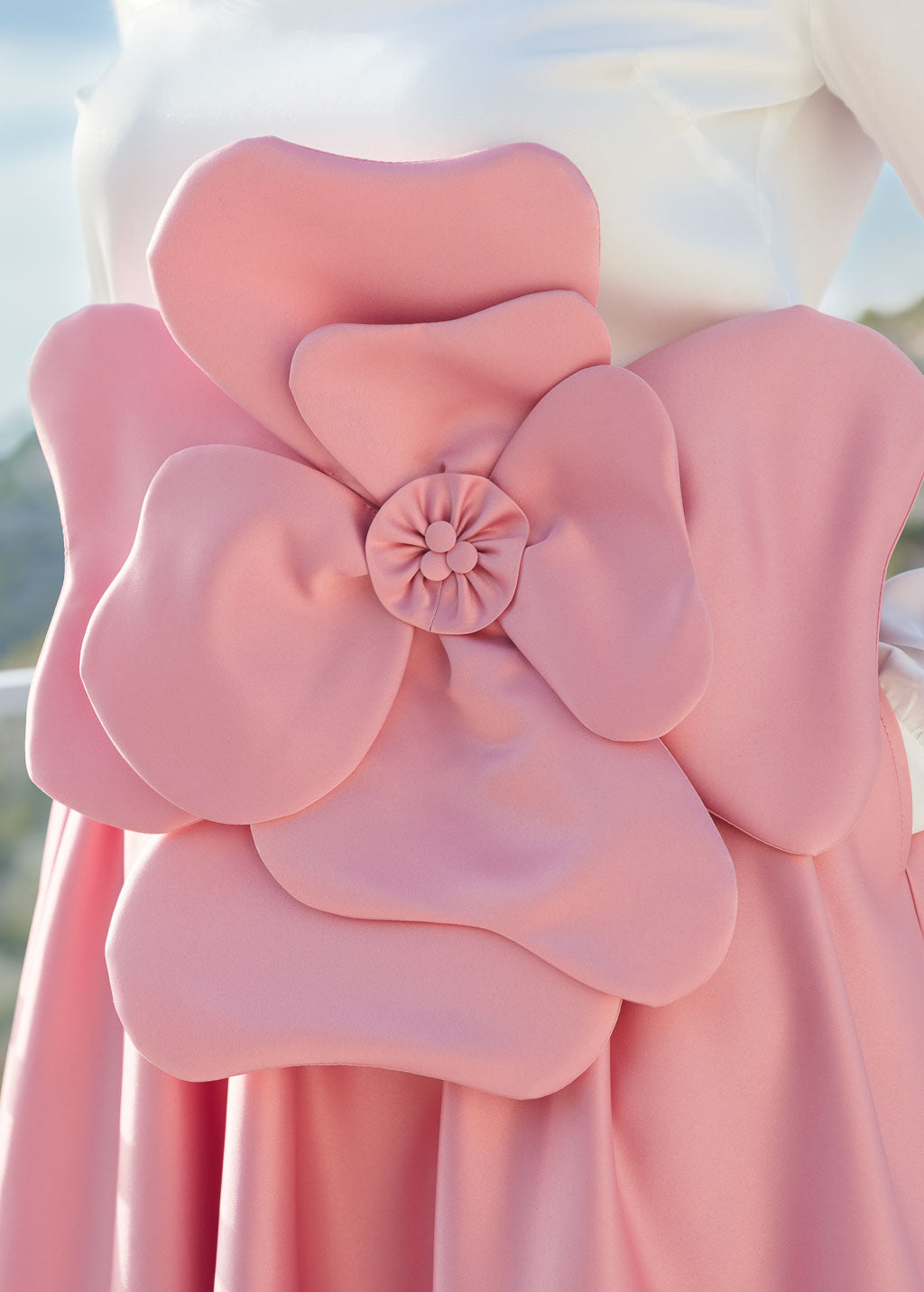 Сатинова квітка ручної роботи