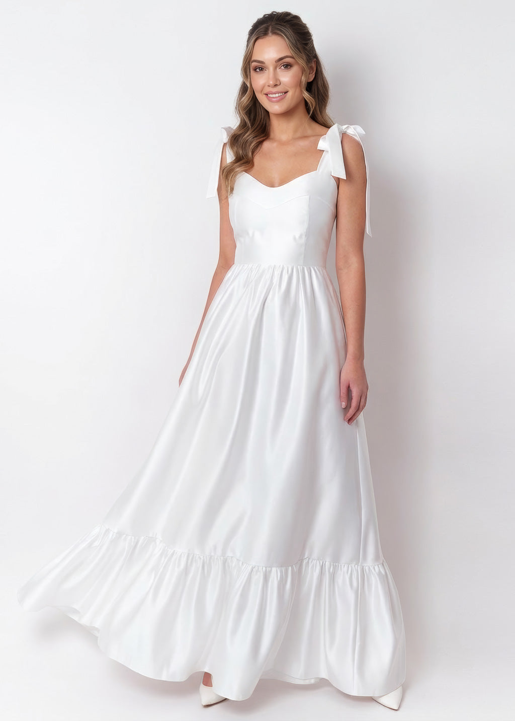 Романтична довга сатинова сукня