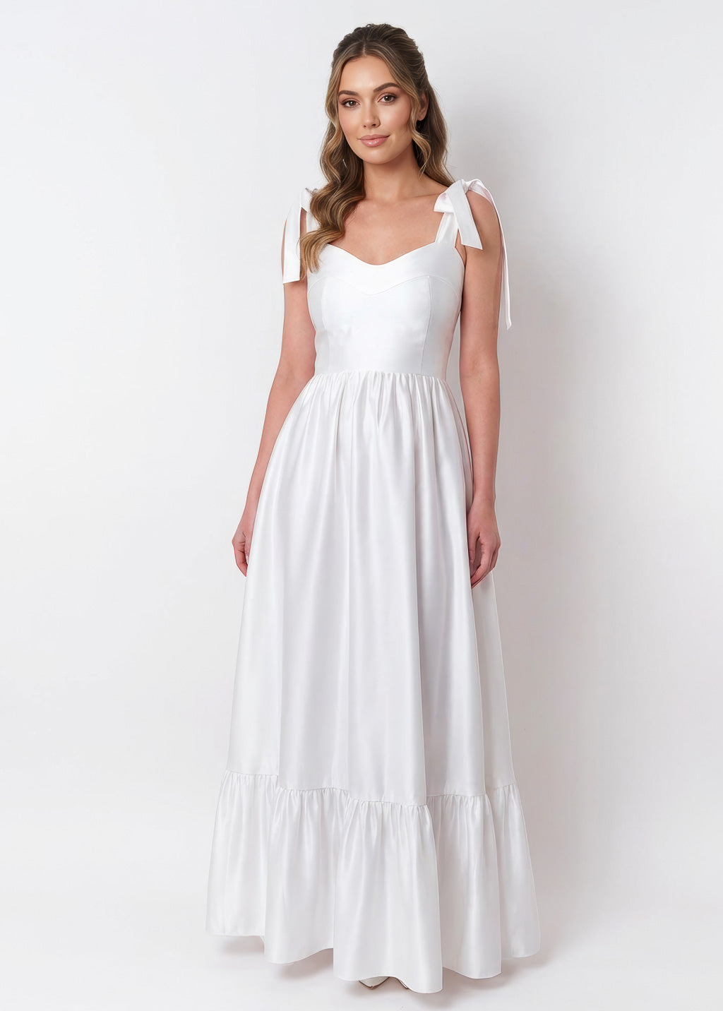 Романтична довга сатинова сукня