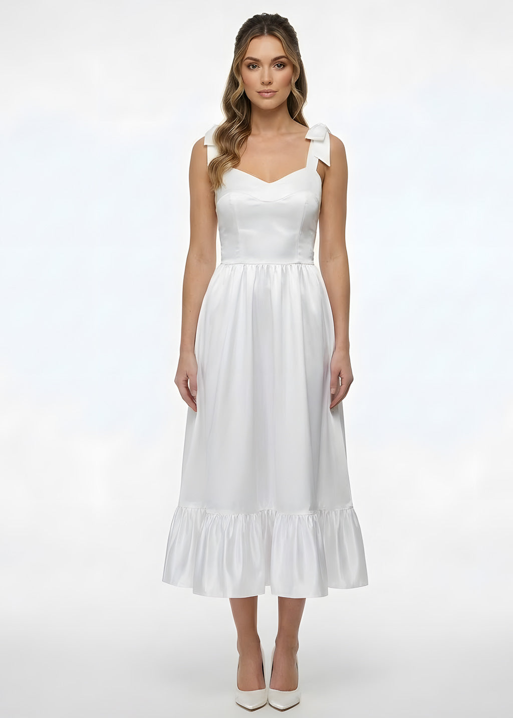 Романтична біла сатинова сукня