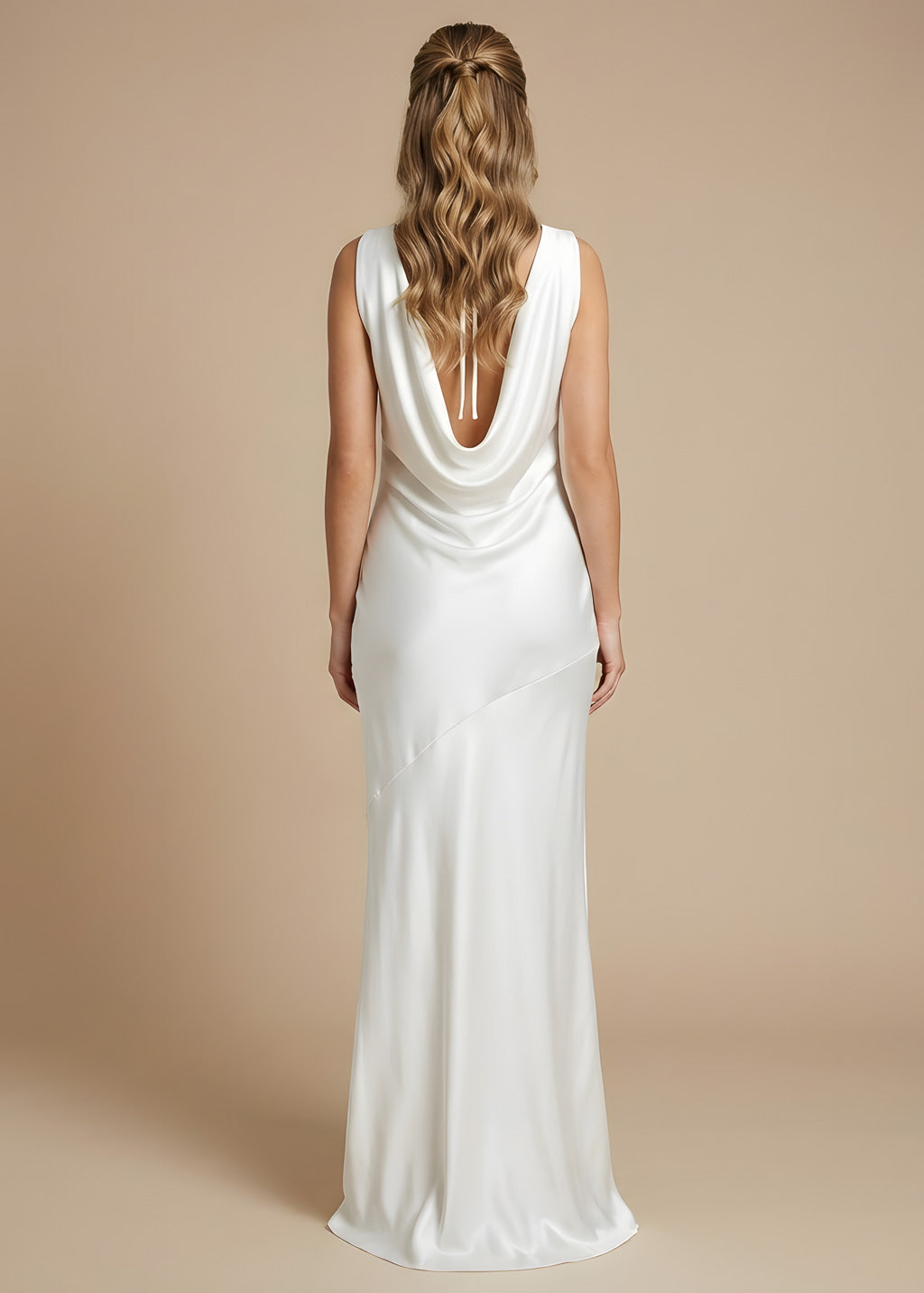 Шовкова сукня з драпіруванням