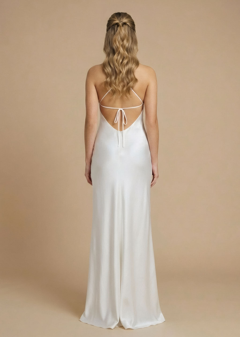 Шовкова сукня з відкритою спиною