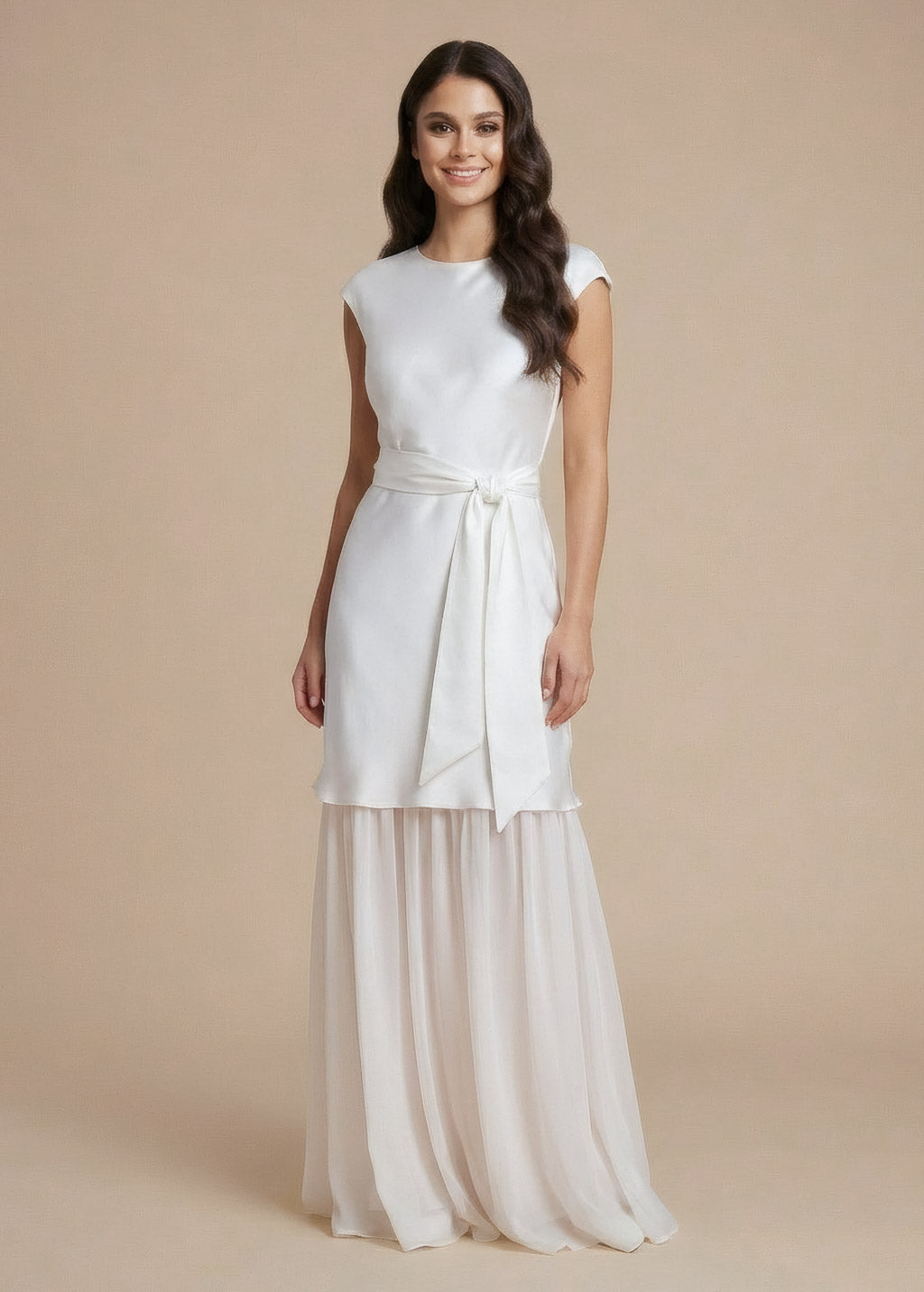 Cукня з поєднанням шовку та шифону з поясом